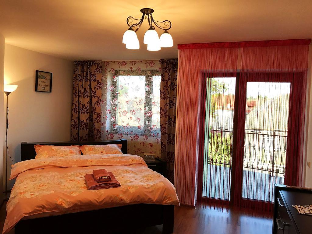 Smb Holiday Apartment Braşov Exteriör bild